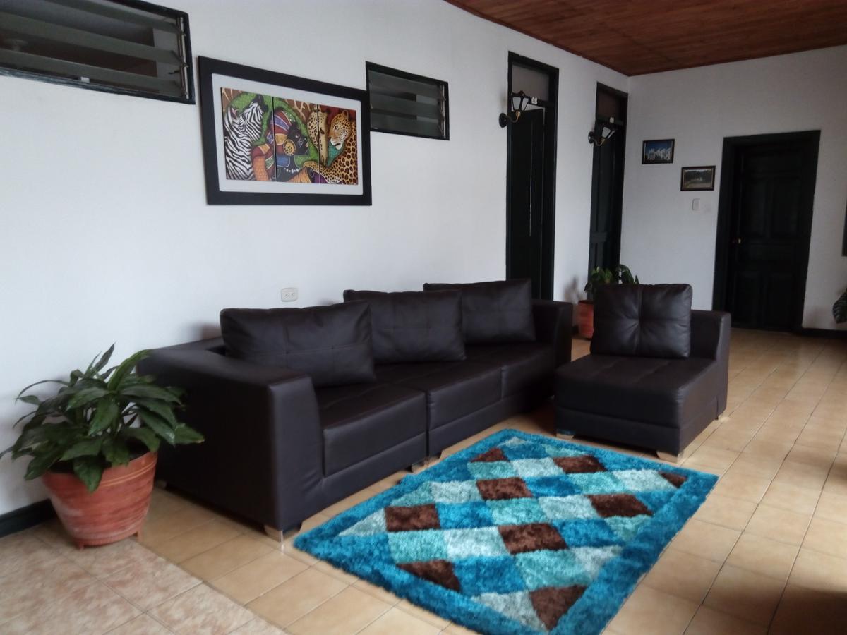 بوبايان Hotel San Cristobal المظهر الخارجي الصورة